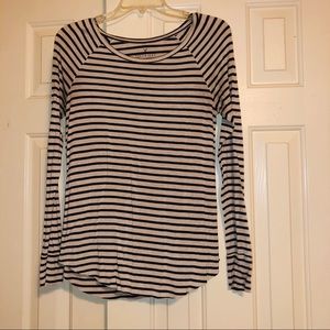 American eagle long sleeve